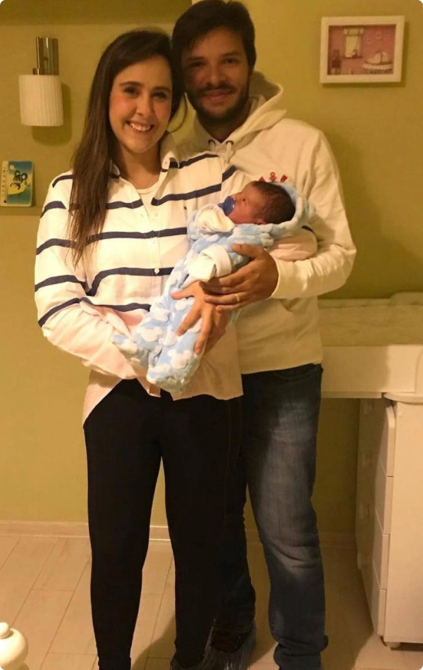 Surrogate mother requirements